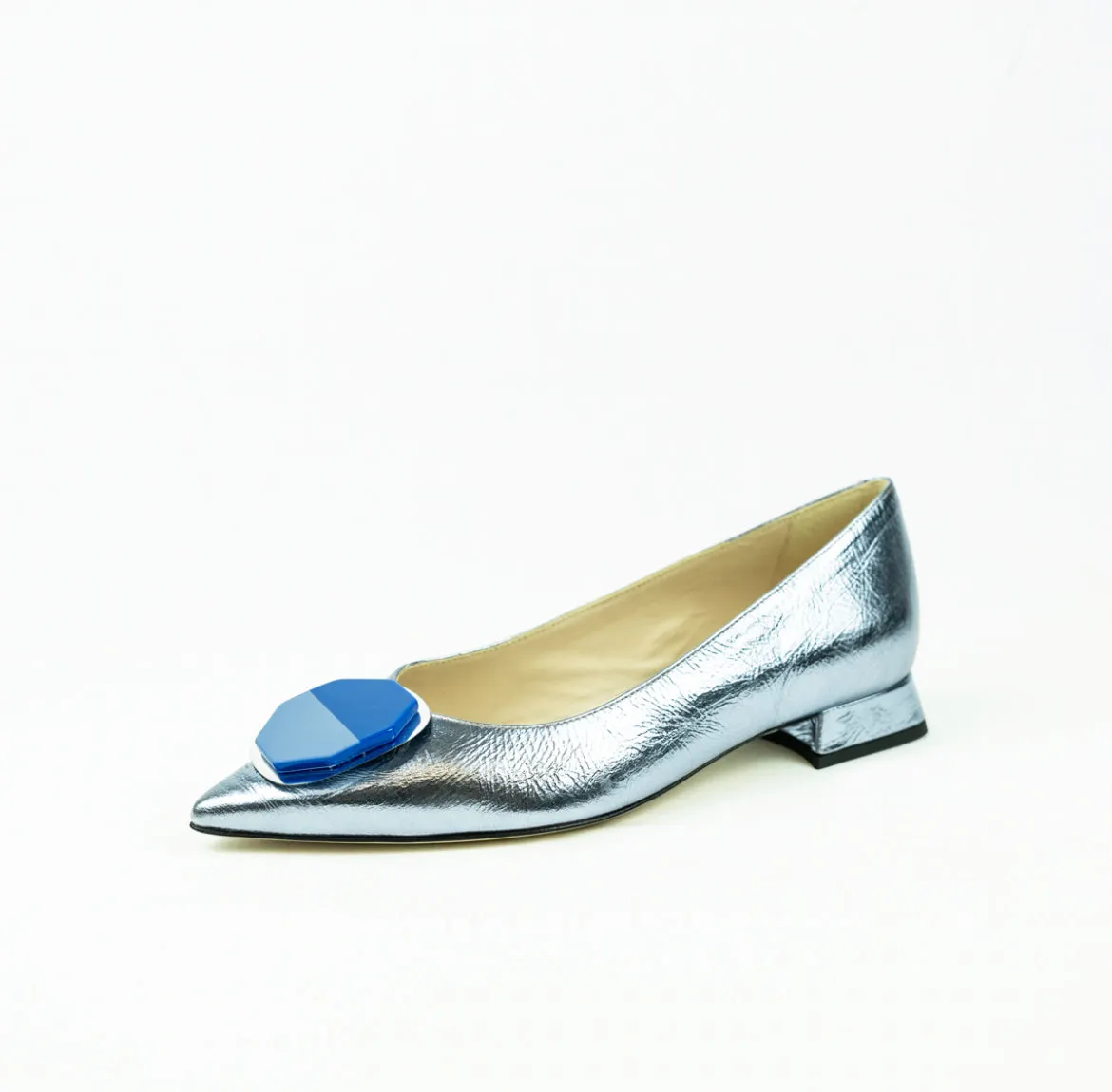 25202 Comfortable flat with bi-color accessory,