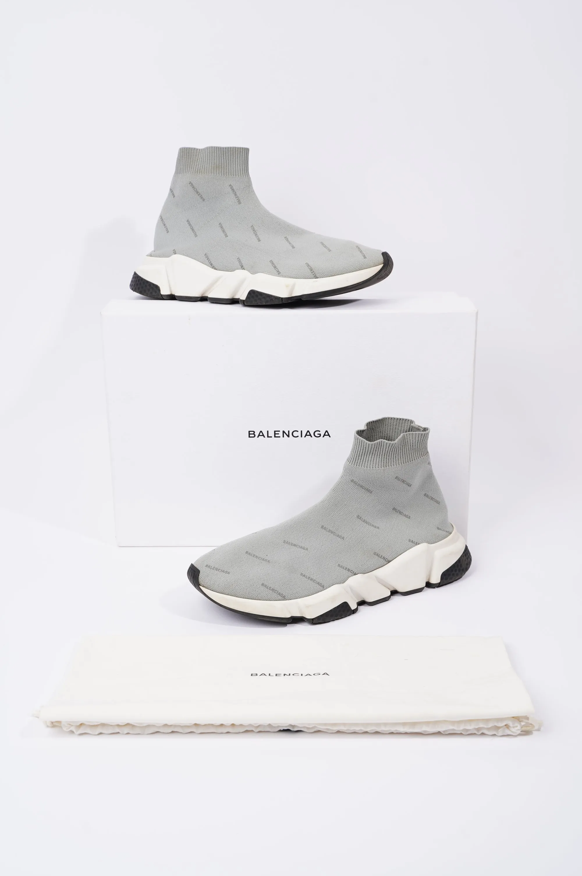 Balenciaga Mens Speed Grey Logo All Over EU 40 / UK 6
