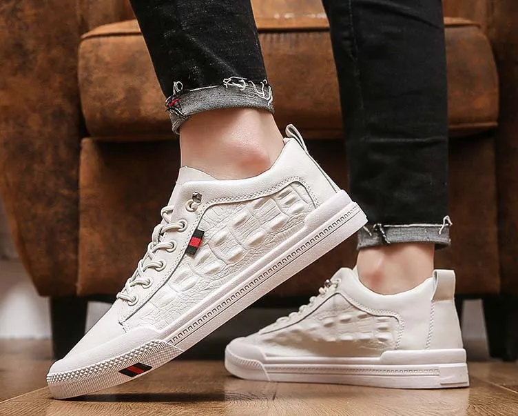 Fashion Comfortable Flat Casual Sneakers