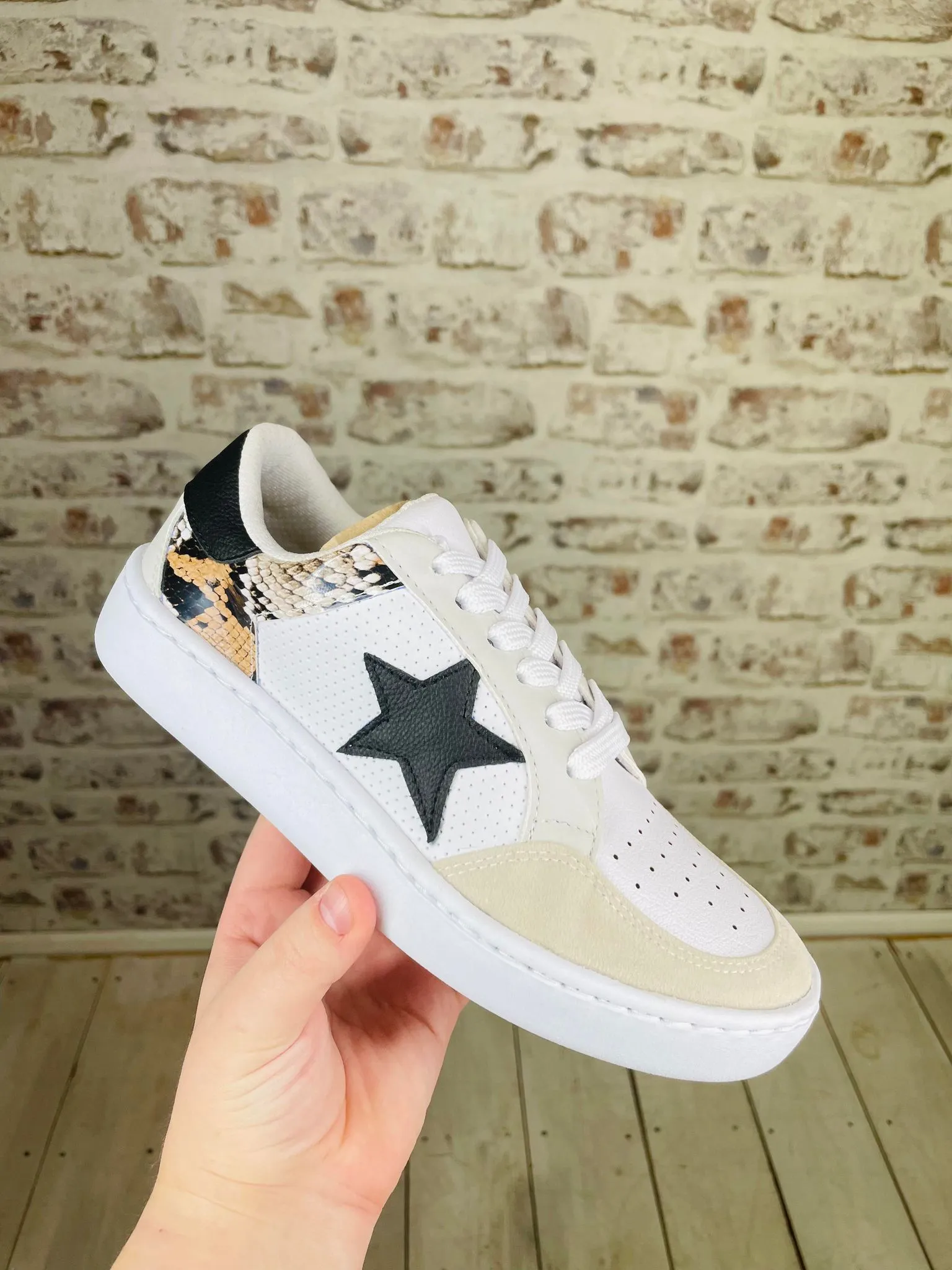 Miel Sneaker