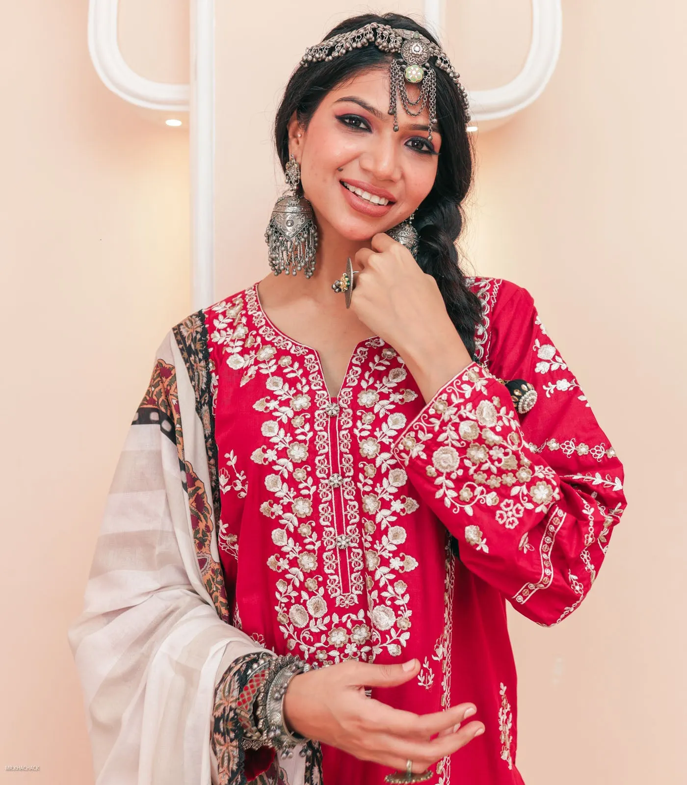 Red Lawn  Embroidered Kurta Set with Dupatta