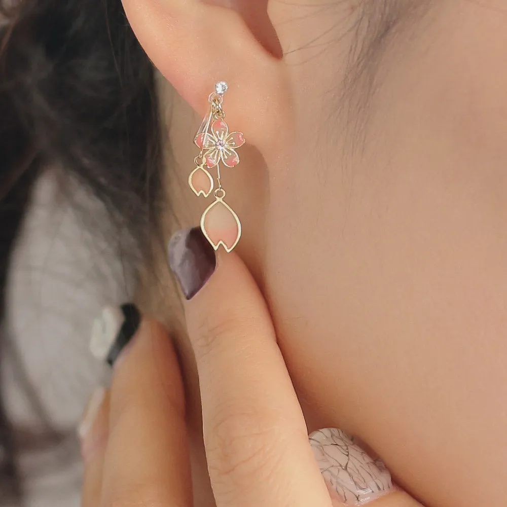Sakura Cat Asymmetrical Invisible Clip Ons