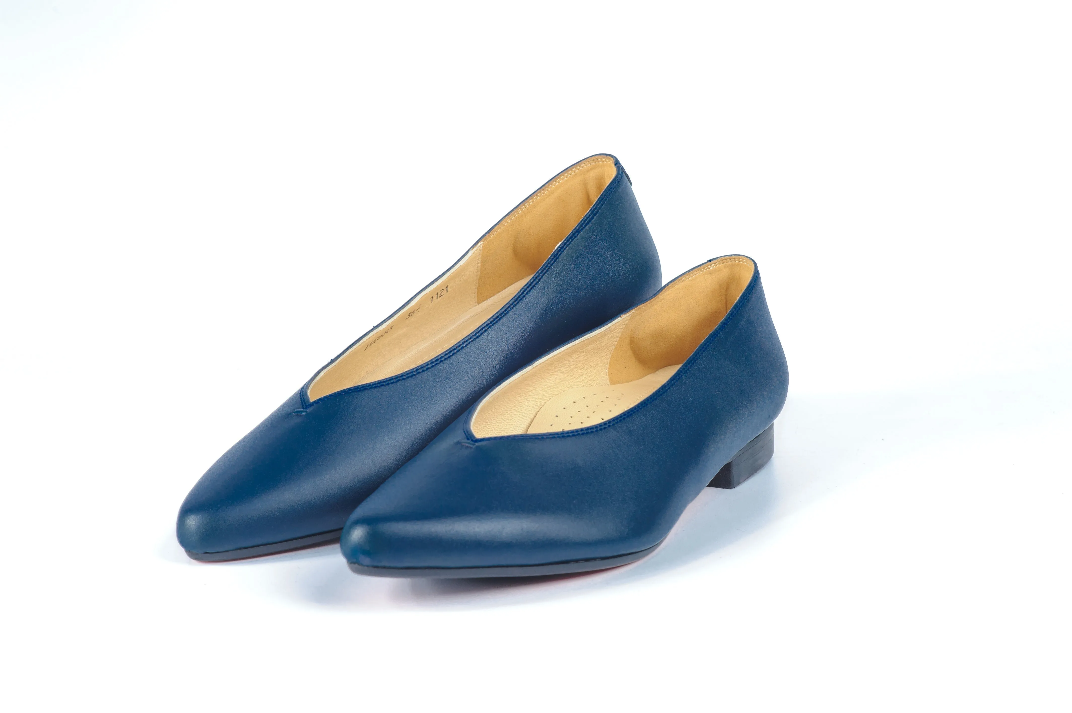 Shoeful Self-Love Flats: Lil' Black Heels