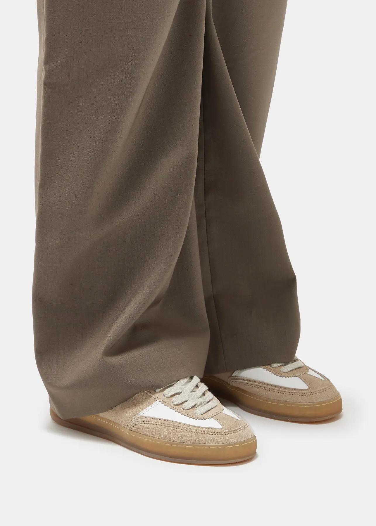 Sporty Calf Trainer - White Beige